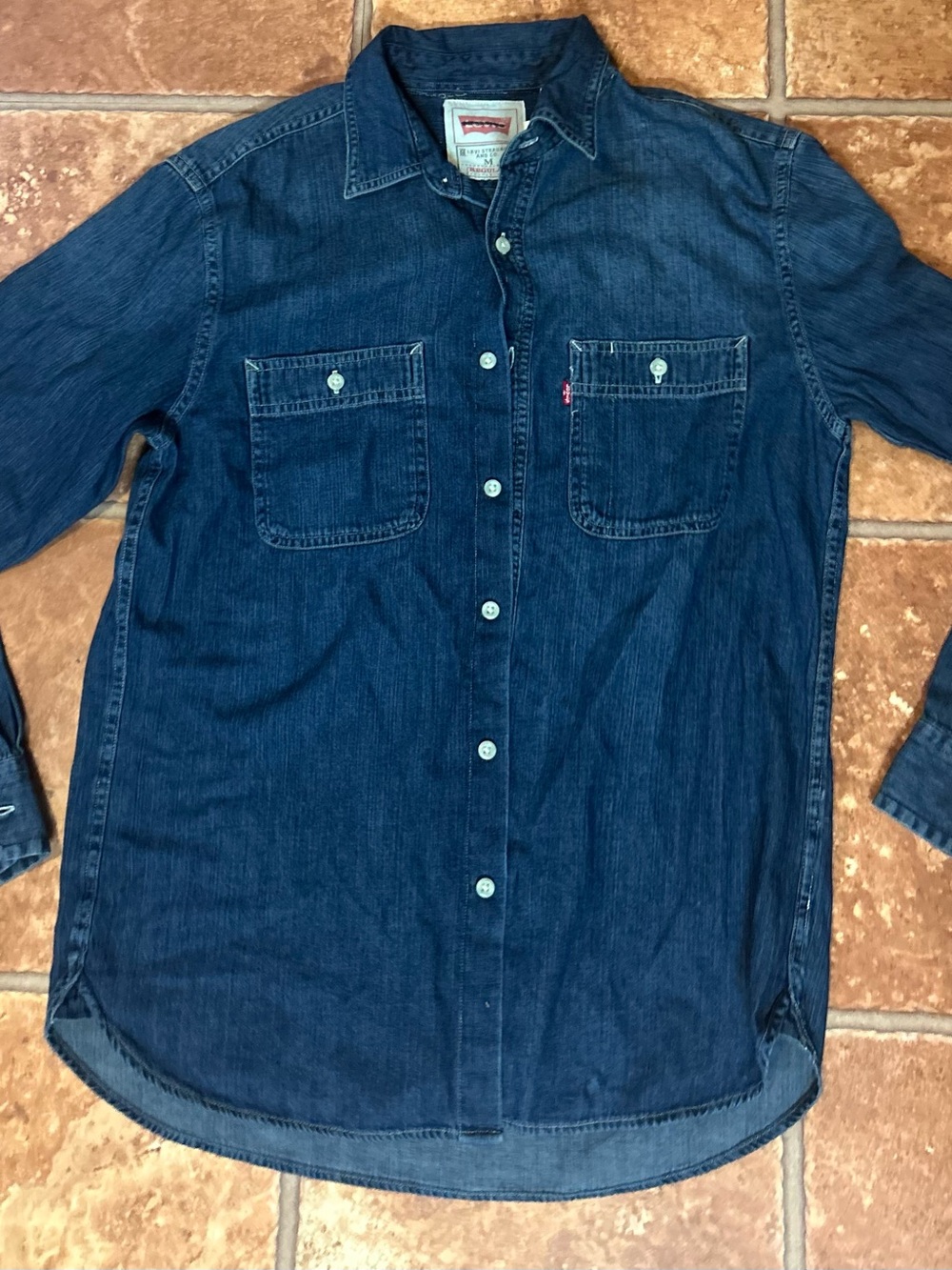 Levi's Men's Indigo Denim Button-Down Shirt